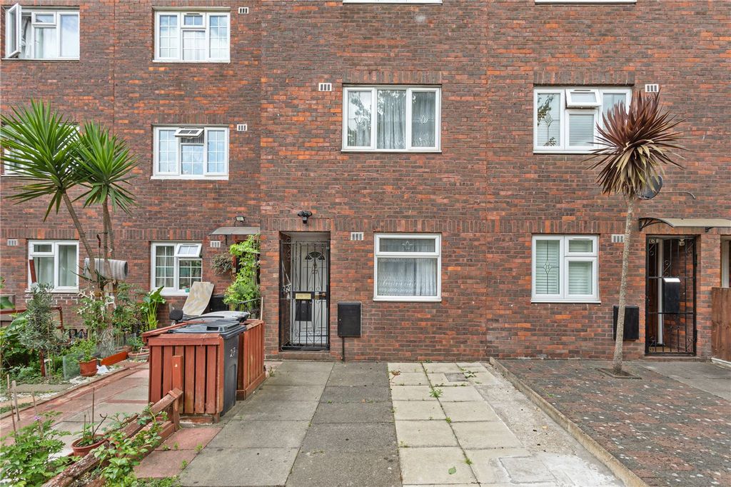 Property photo 1 of 11 Picture No. 24