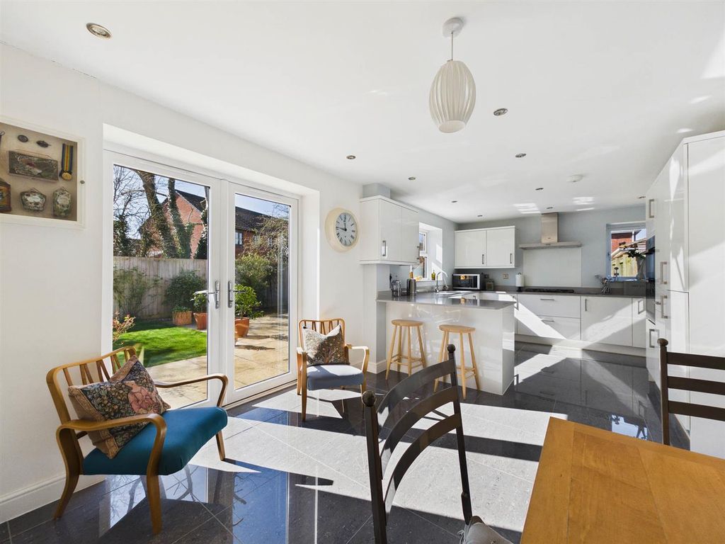 Property photo 3 of 23 Cam03972G0-Pr0289-Still016.Jpg