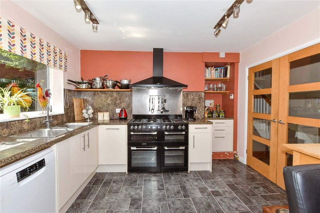 Property photo 1 of 16 Kitchen