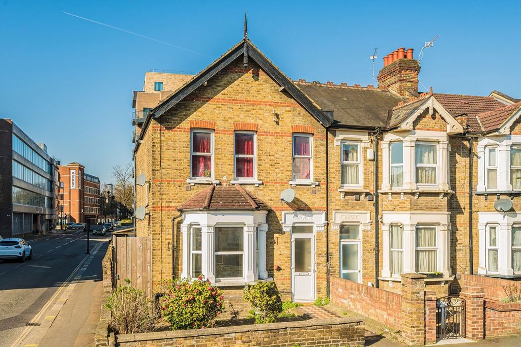 Property photo 1 of 6