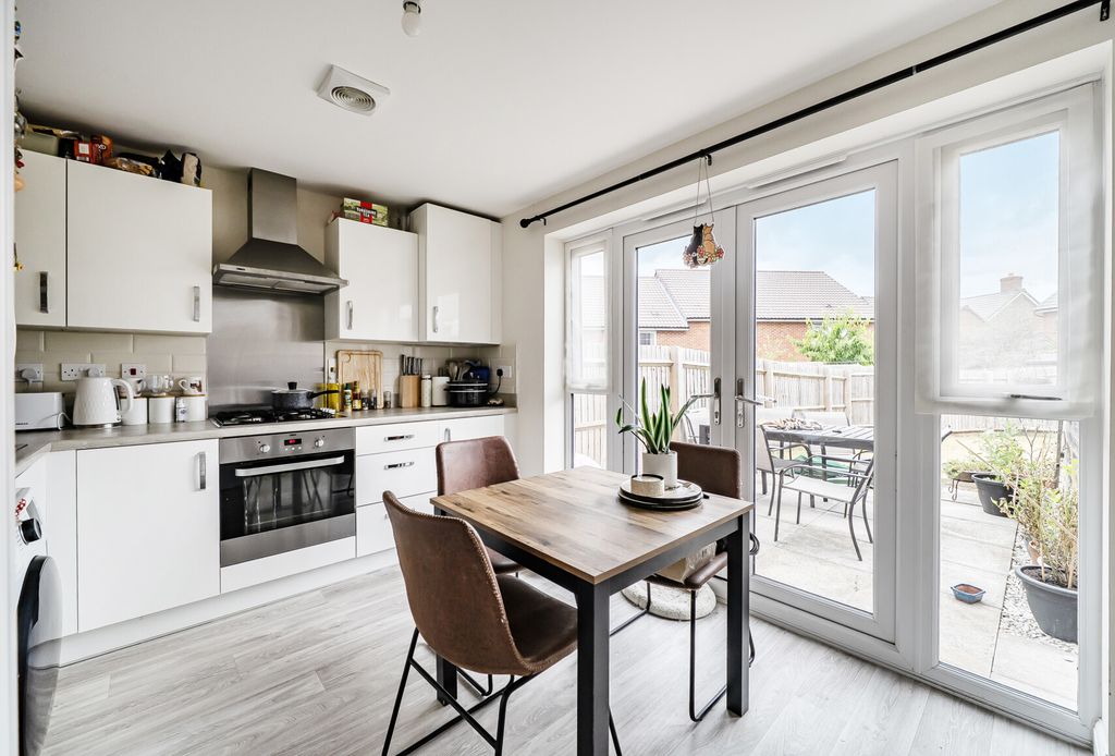 Property photo 2 of 20 1482111-14-6A424E...