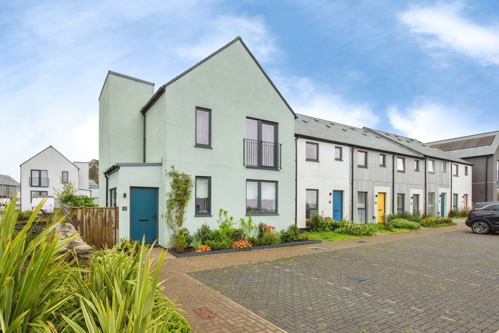 Property photo 1 of 20 Pbox-Img.Jpg