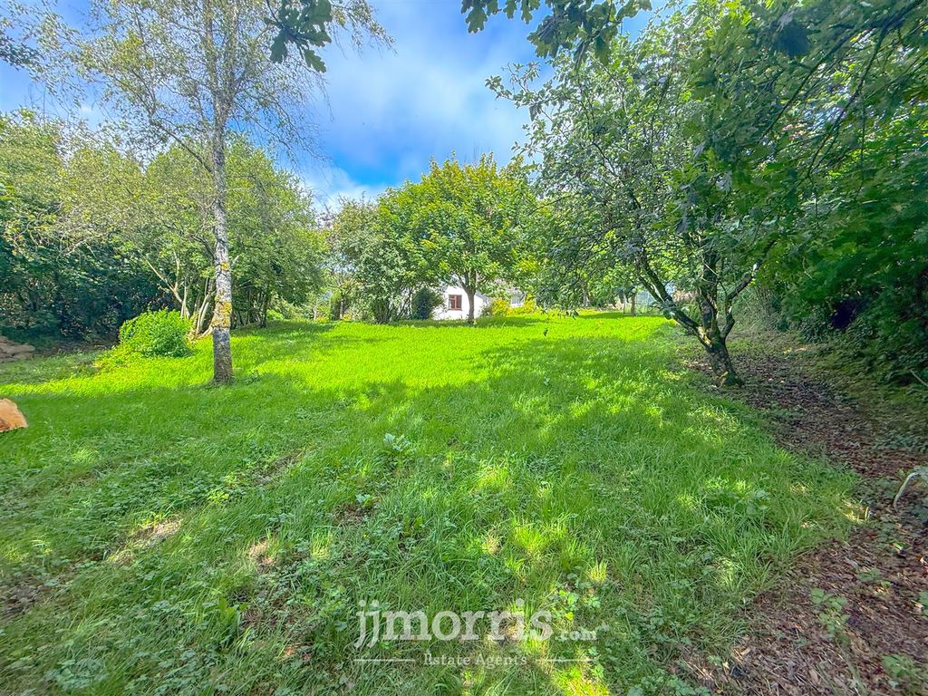 Property photo 3 of 42 8Db89C6C-Ed6F-458F-8532-749Fb13E432A.Jpeg