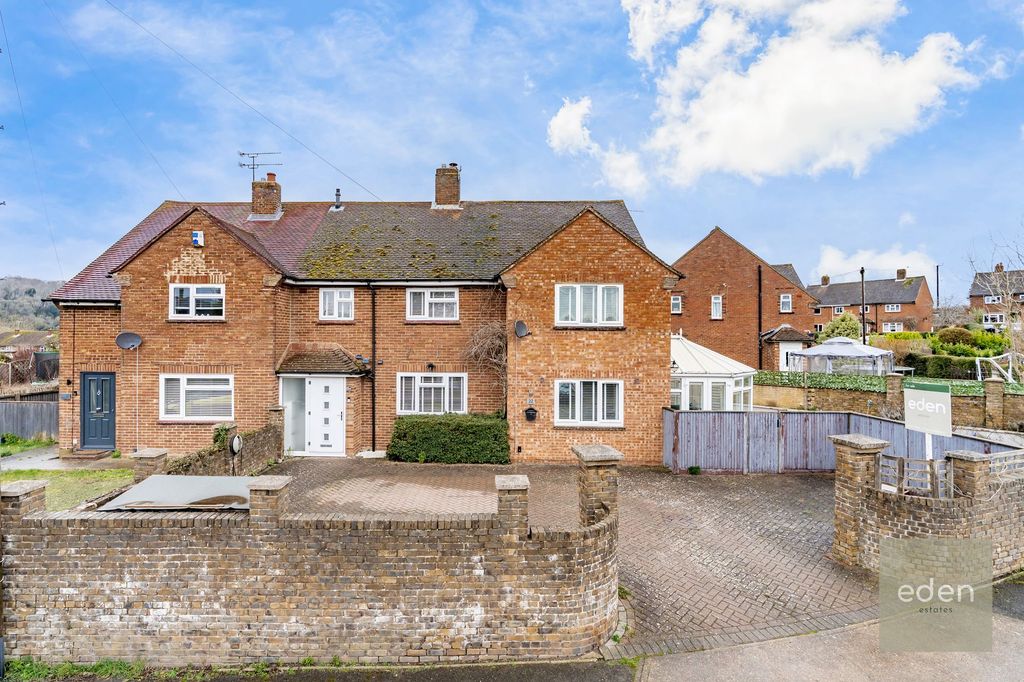 Property photo 1 of 29