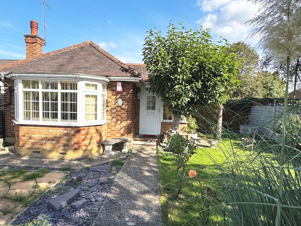 Property photo 1 of 13 Front