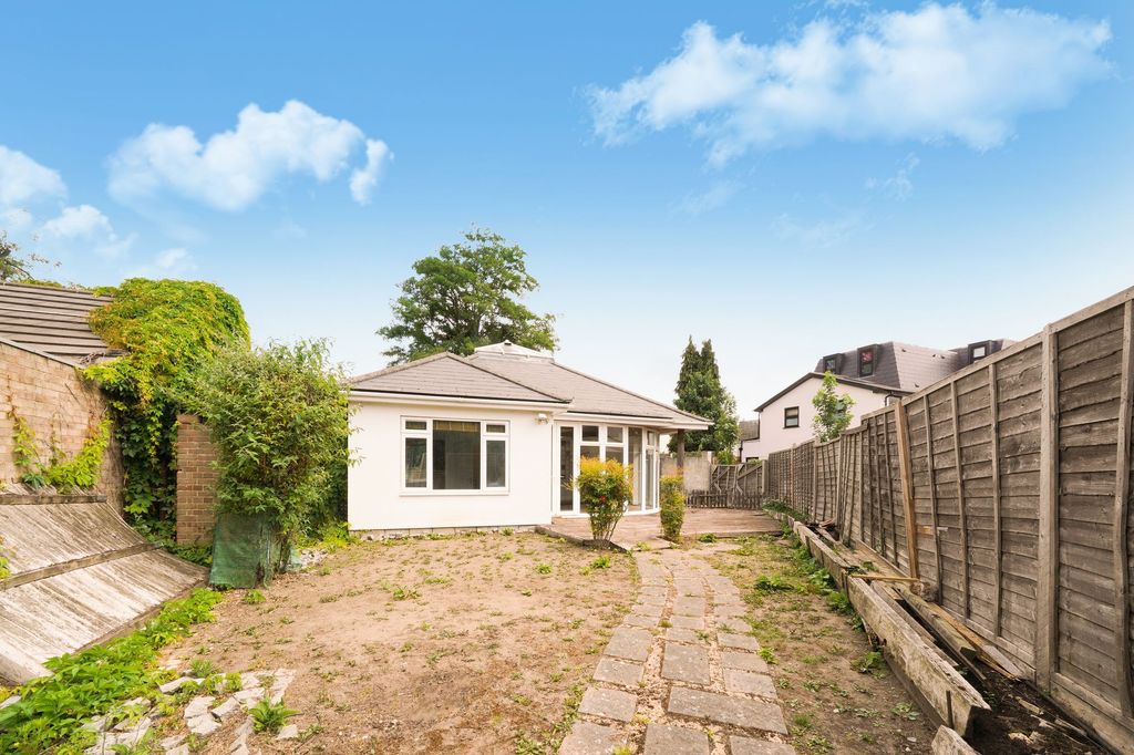 Property photo 2 of 13 281 Sydenham Road - Nvgolwxeup3Utpdnegoi