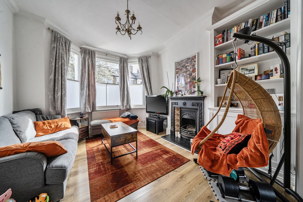 Property photo 2 of 19 1432531-18-69Bd64...