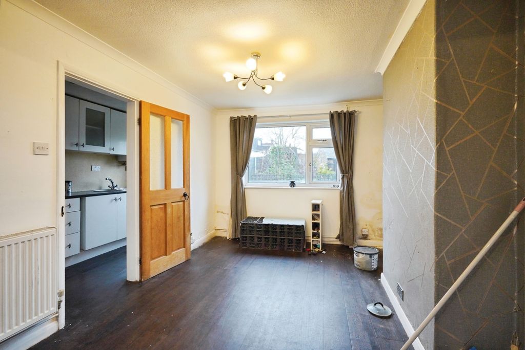 Property photo 3 of 15 Pbox-Img.Jpg