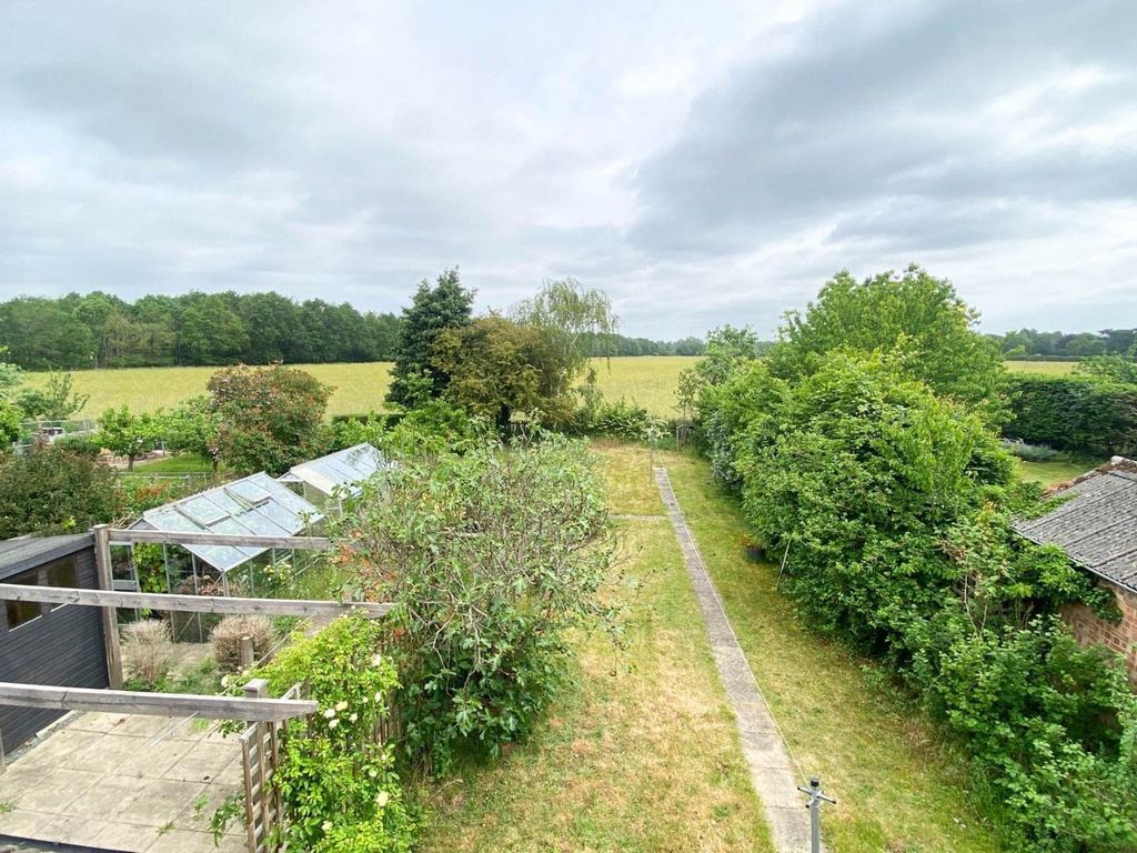 Property photo 2 of 15 8Ec41726-6212-4d70-8Cbe-dc580c3F34c4.Jpg