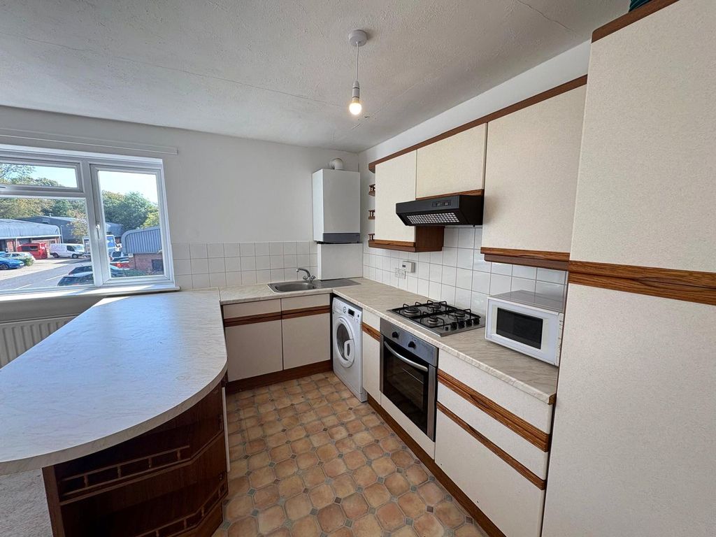 Property photo 2 of 11 Picture No. 04