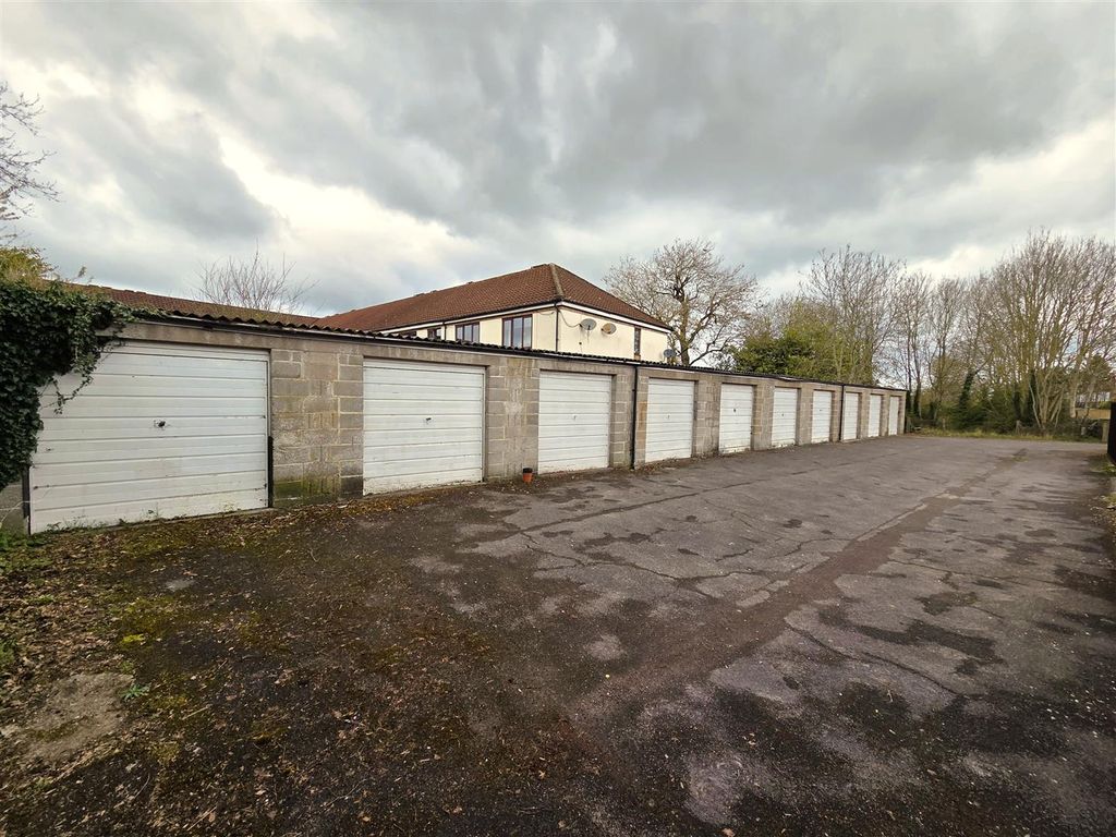 Property photo 1 of 5 Garages At Queens Road - Main 2.Jpg