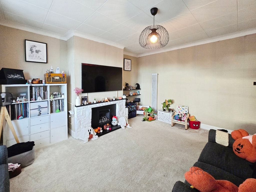 Property photo 2 of 19 Picture No. 06