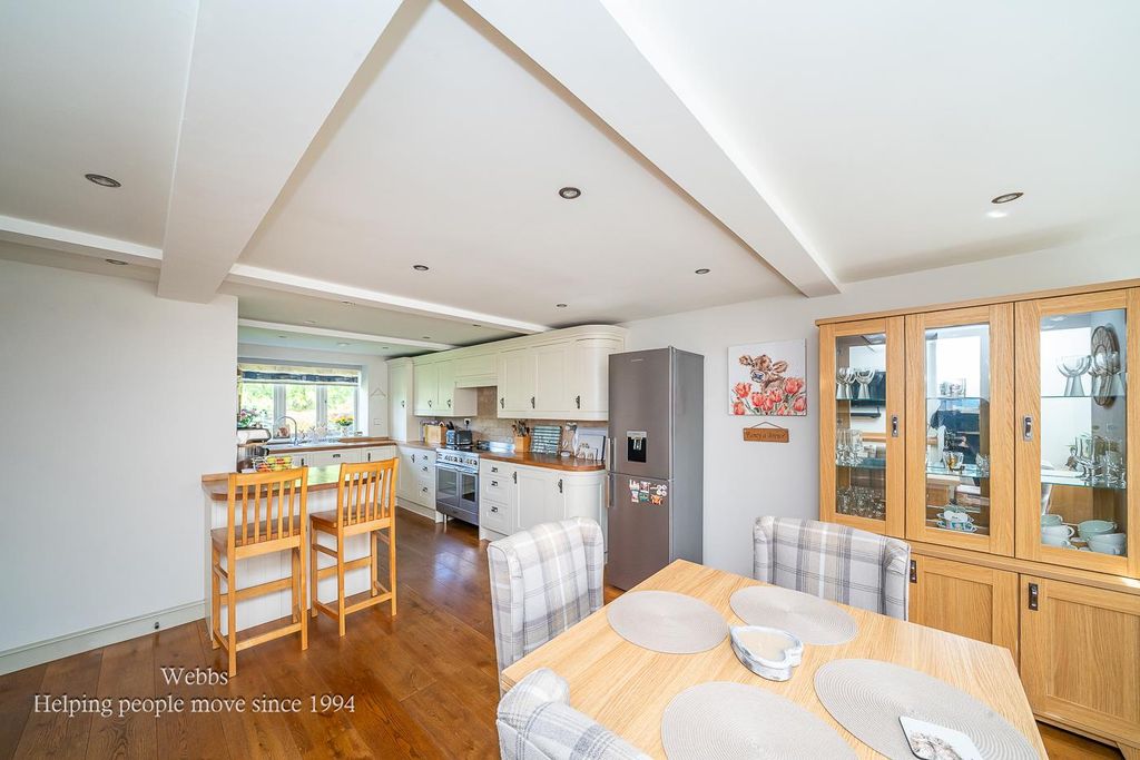 Property photo 3 of 42 Webbs-27.Jpg