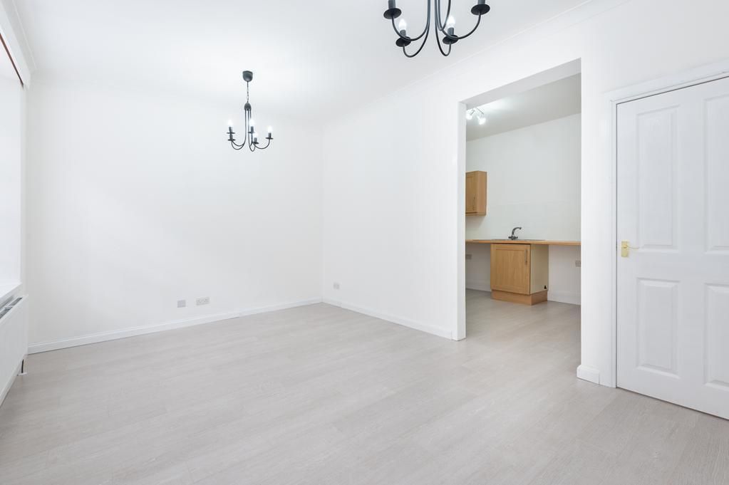 Property photo 3 of 18 Cup1474Seg Living Room Again.Jpg