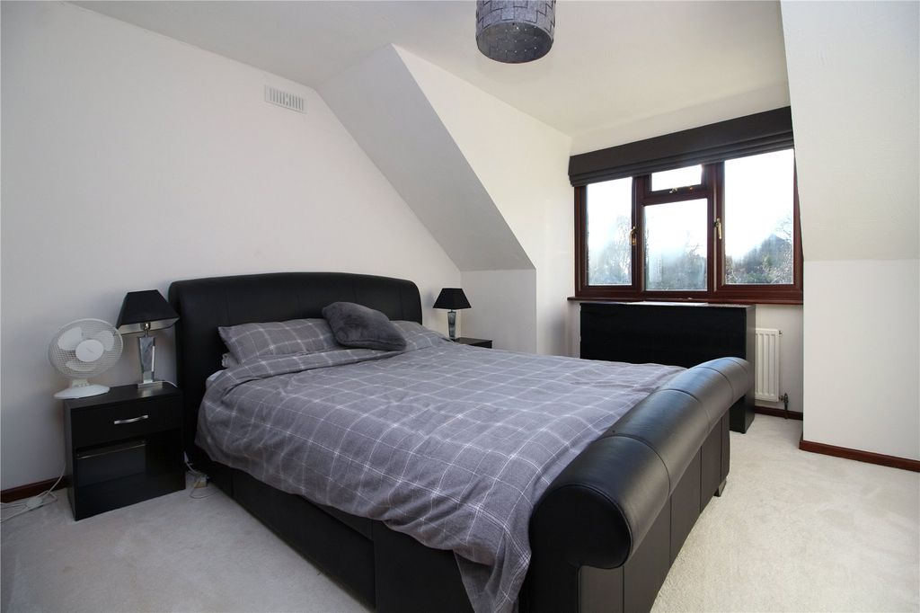 Property photo 3 of 17 Picture No. 12