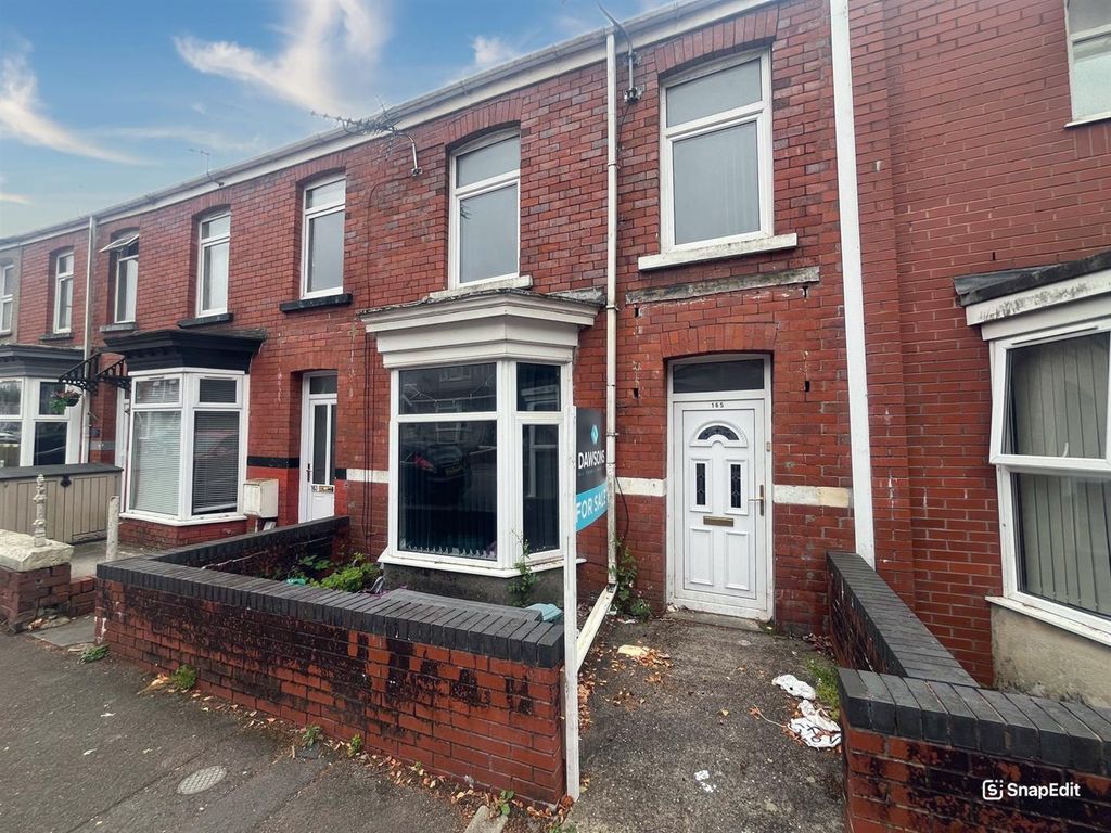 Property photo 1 of 8 Front.Png