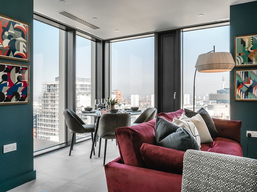 Property photo 2 of 24 Living 10