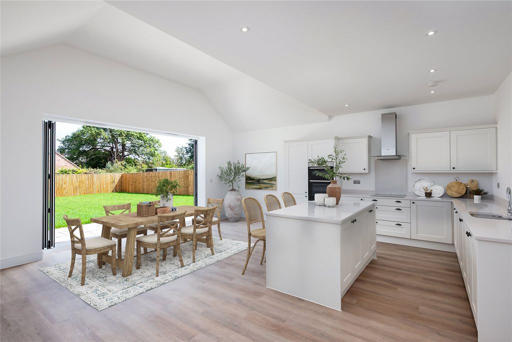 Property photo 2 of 11 Picture No. 06