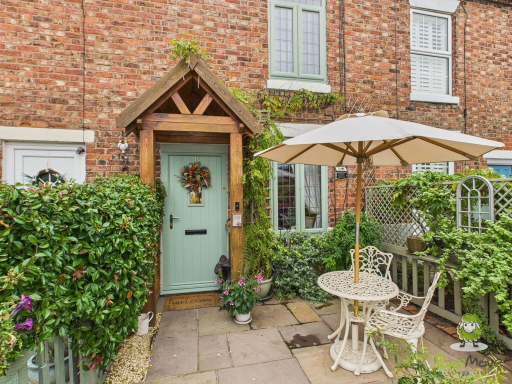Property photo 2 of 19 Front Patio - Wisteria Cottage Marsh Lane Charlott
