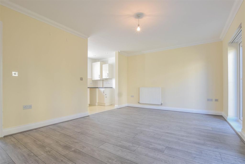 Property photo 3 of 16 Dsc_0305.Jpg