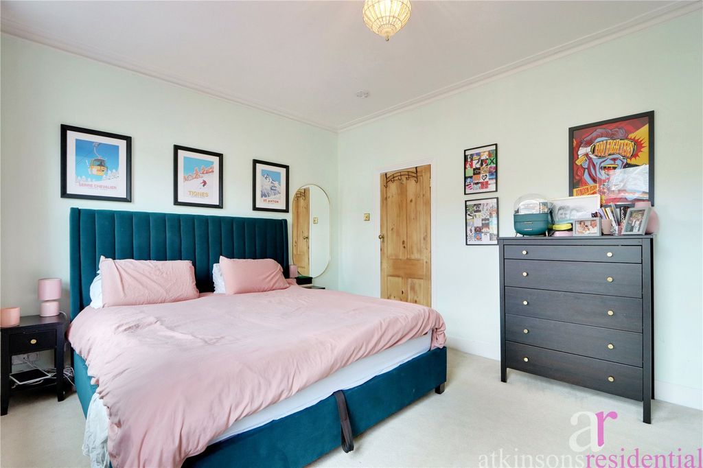 Property photo 3 of 18 Picture No. 10