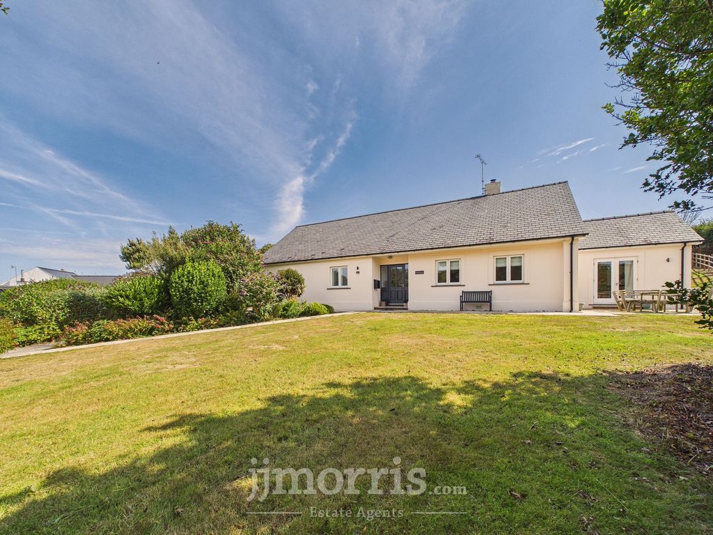 Property photo 1 of 37