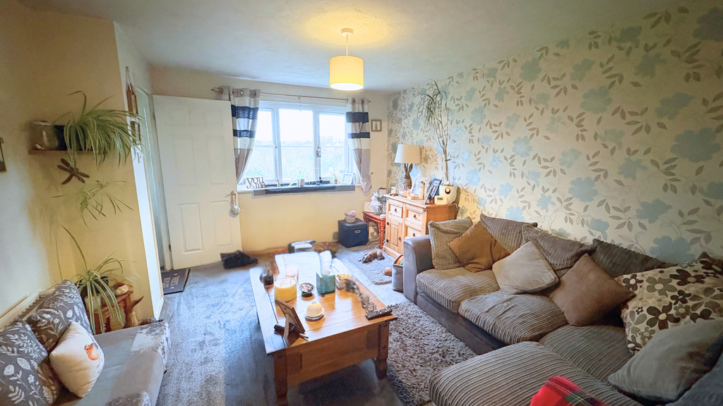 Property photo 3 of 8