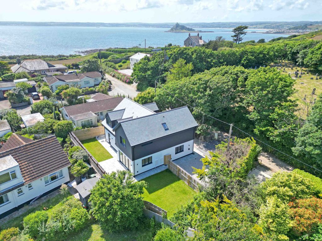 Property photo 2 of 19 Photo 2