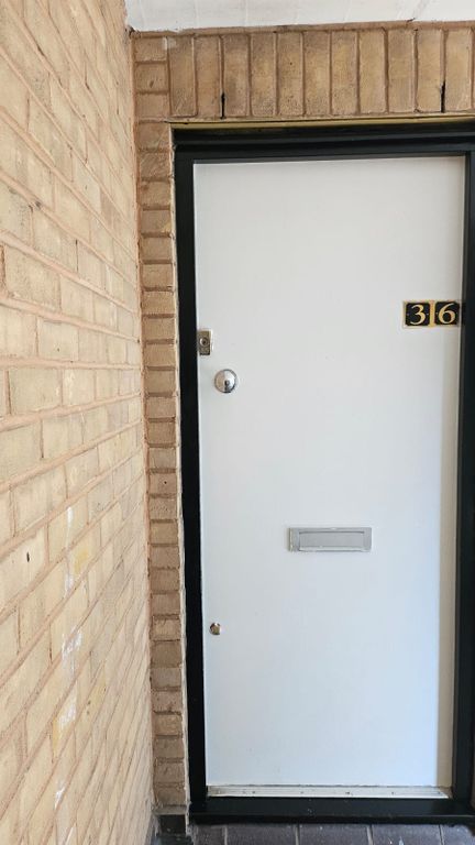 Property photo 2 of 16