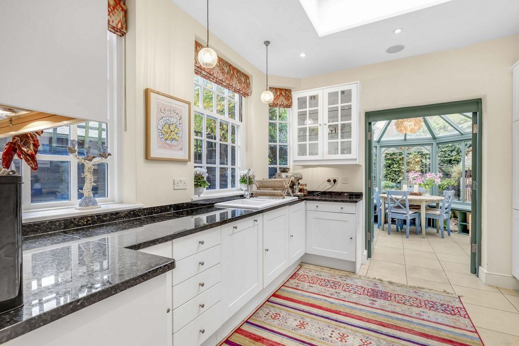 Property photo 1 of 9 Photo 1