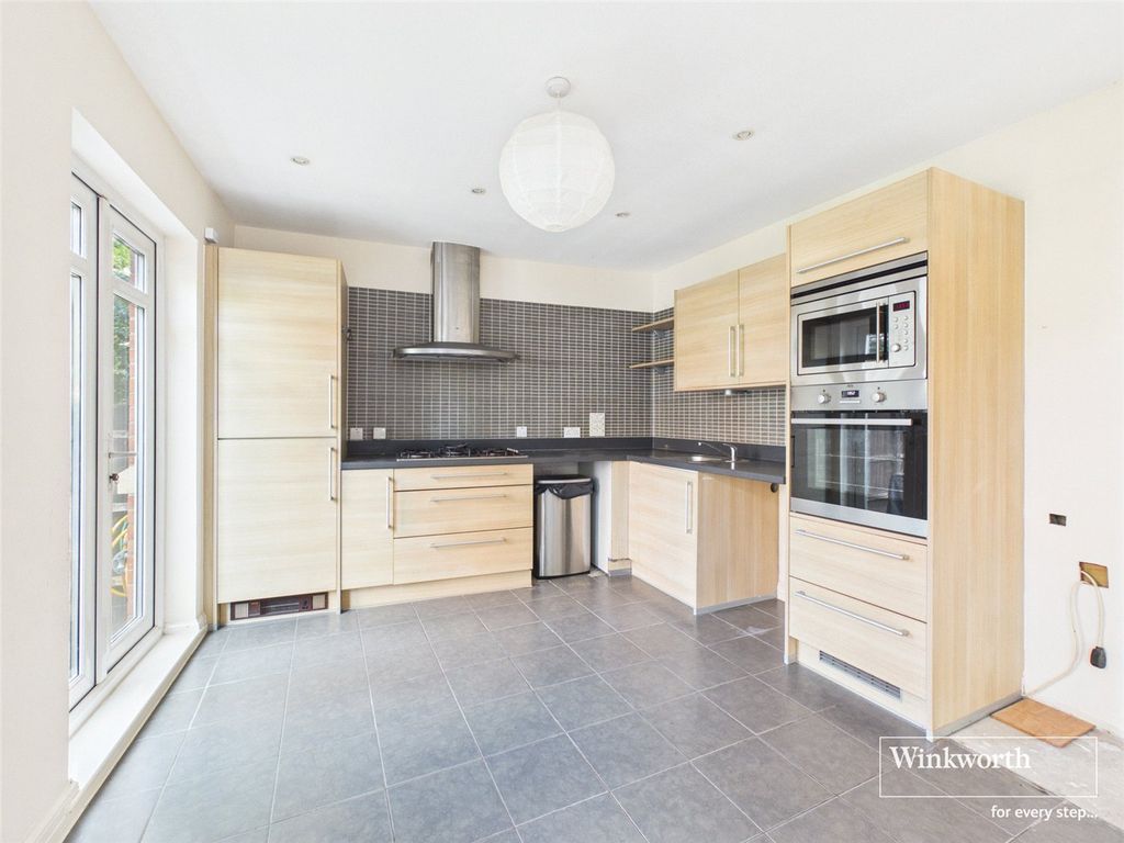 Property photo 2 of 16 Picture No. 02