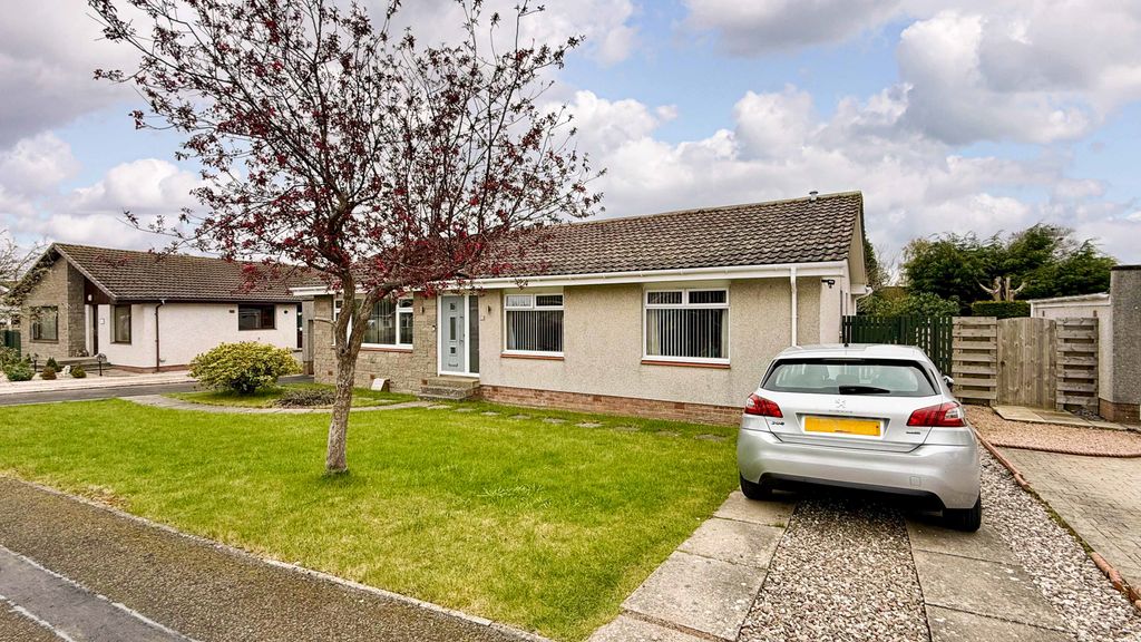 Property photo 1 of 34