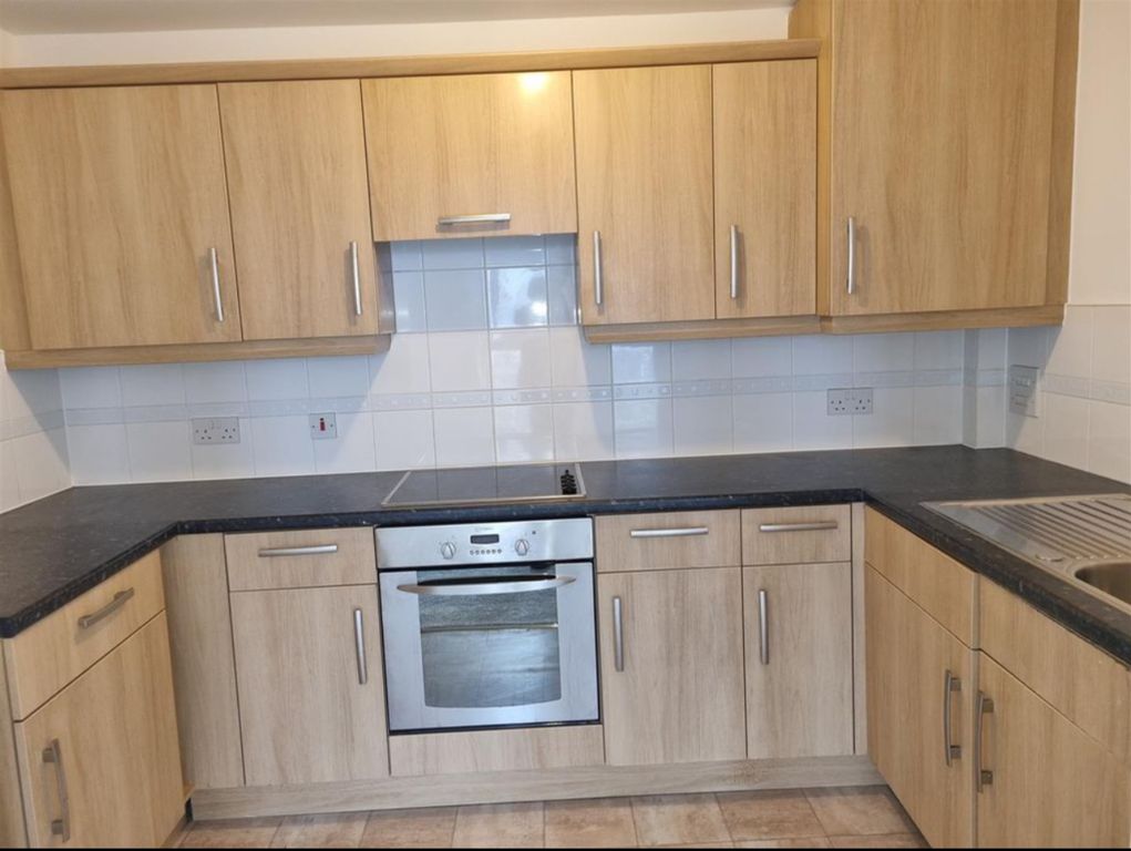 Property photo 2 of 13