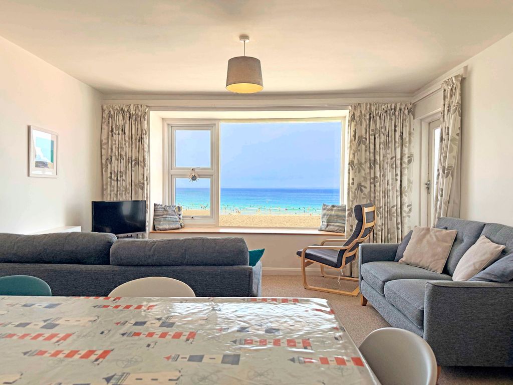 Property photo 3 of 11 Photo 3