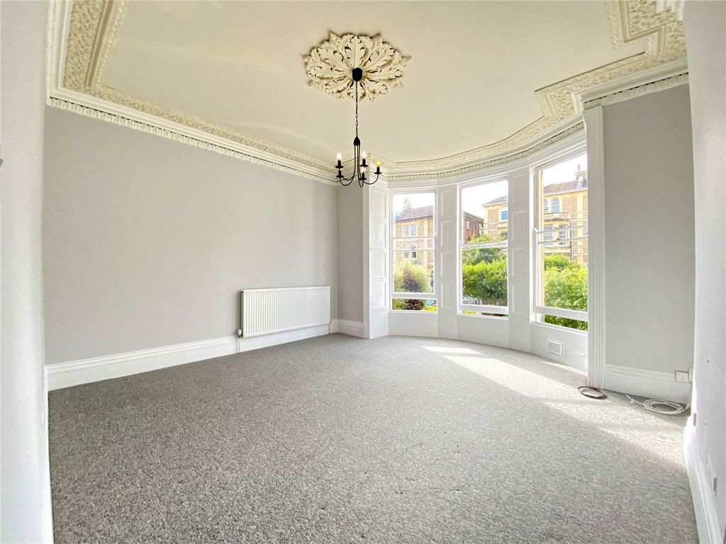 Property photo 2 of 7 Picture No. 22