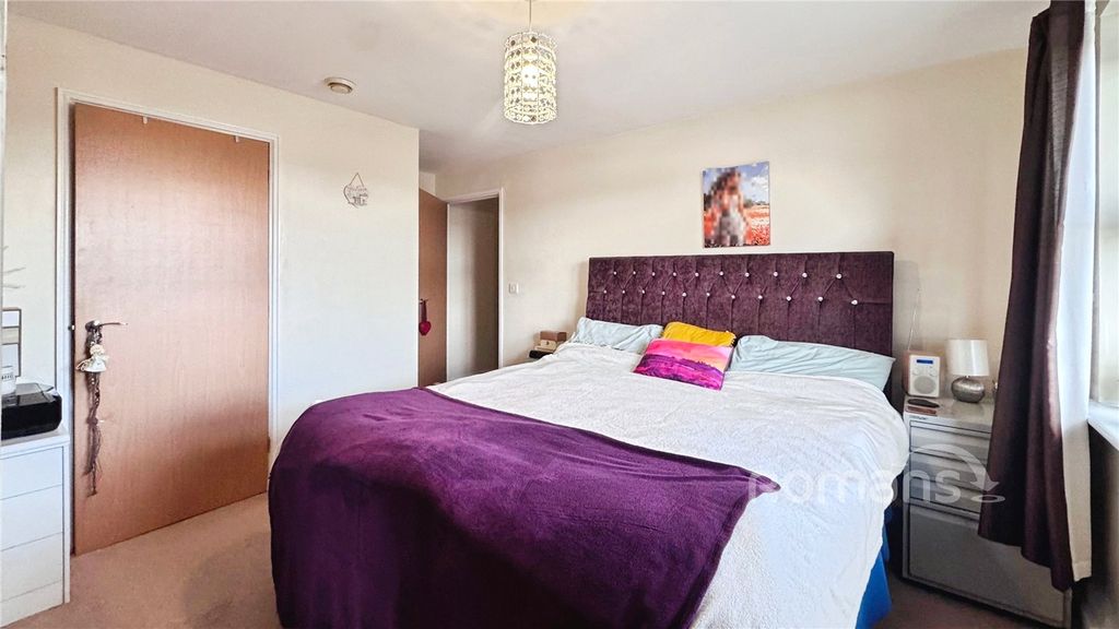 Property photo 3 of 12 Picture No. 12