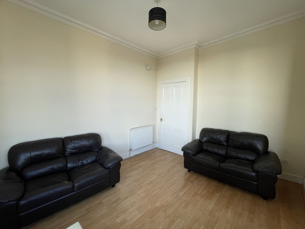 Property photo 3 of 8 Gallery