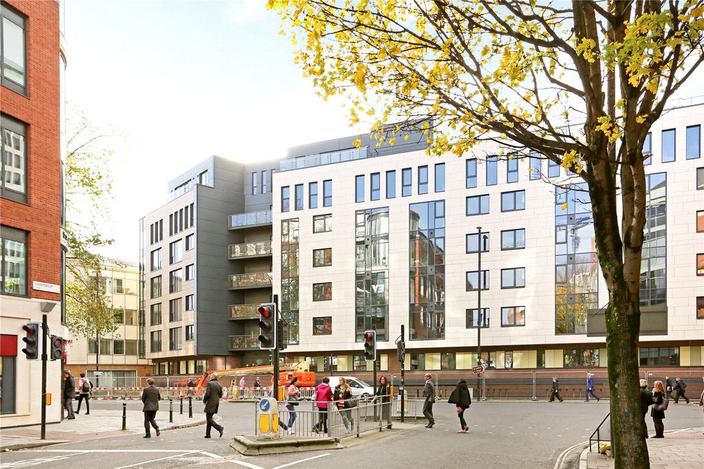 Property photo 1 of 6 Milliners