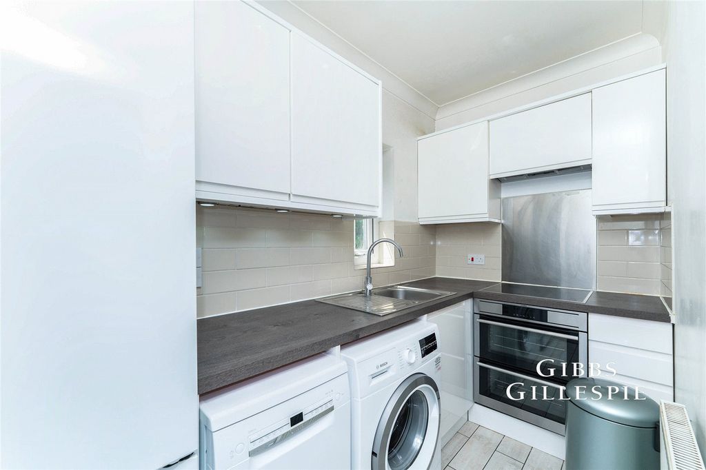 Property photo 3 of 10 Picture No. 03