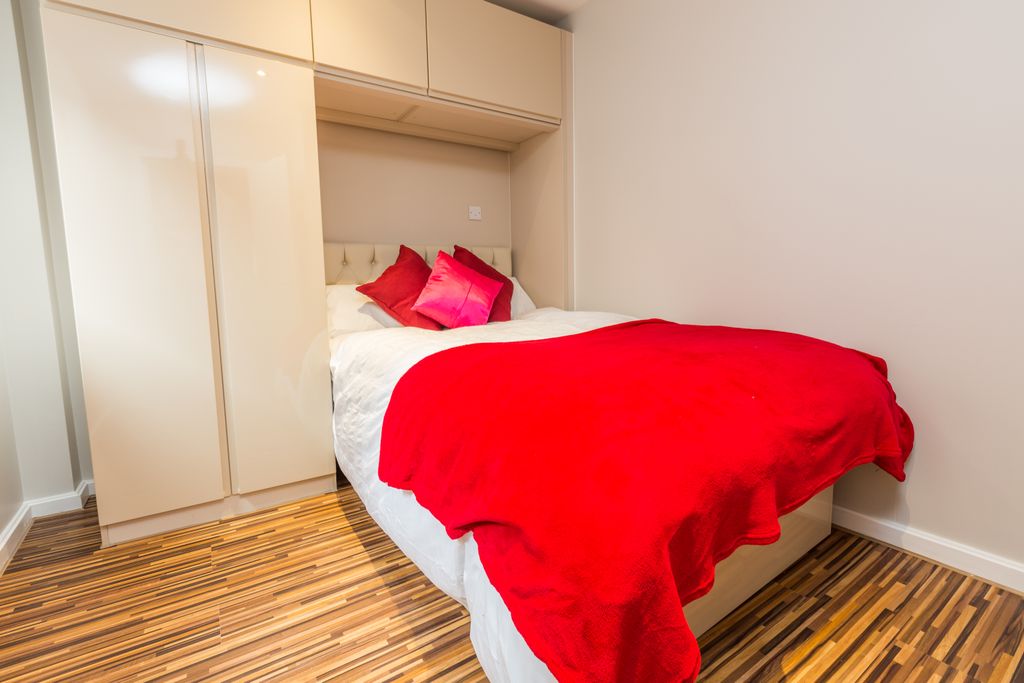 Property photo 3 of 4