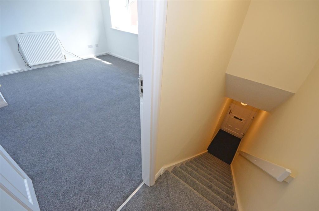 Property photo 2 of 12 02.Jpg