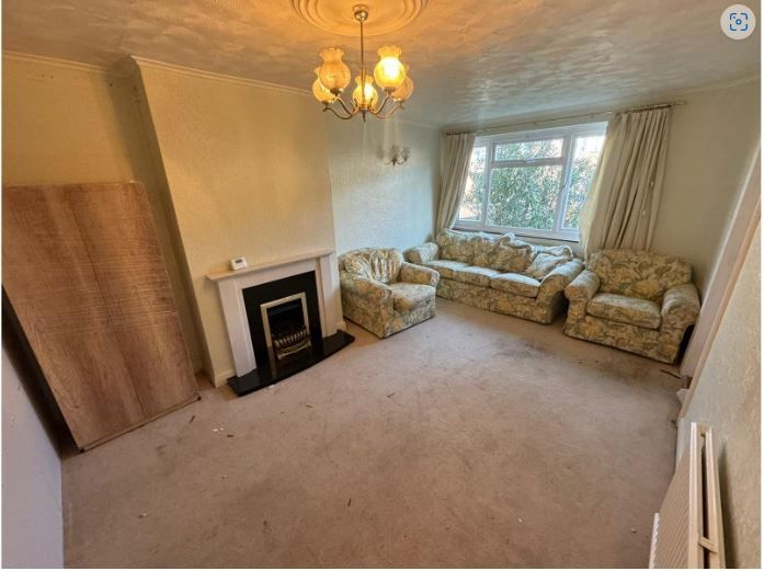 Property photo 2 of 4