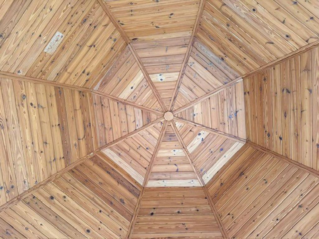 Property photo 3 of 10 Exterior