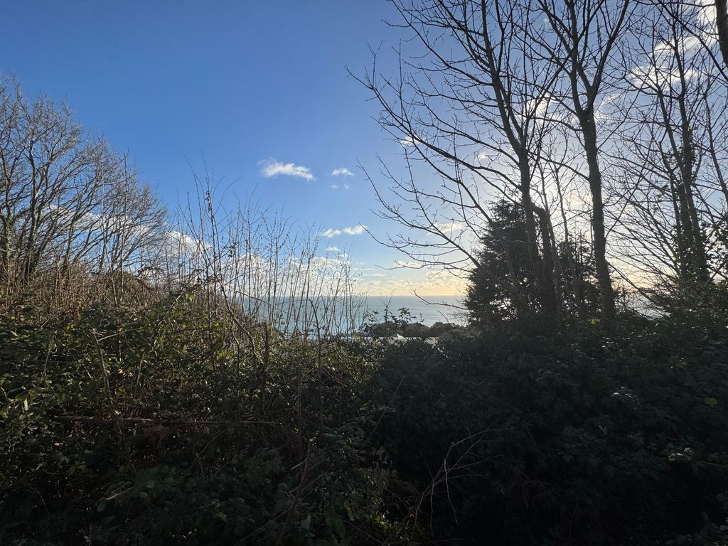 Property photo 2 of 10