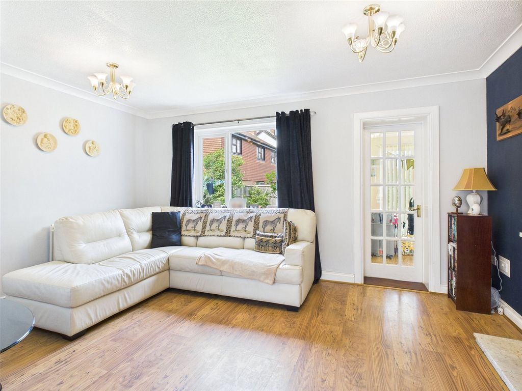 Property photo 3 of 14 Picture No. 12