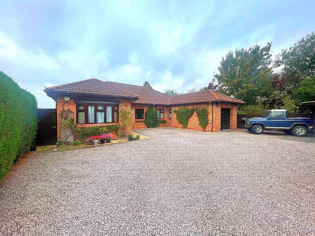 Property photo 1 of 40 2.Jpg