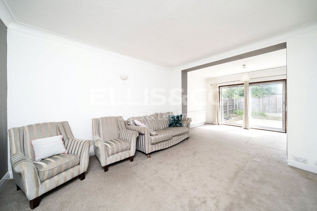 Property photo 2 of 17 Picture No. 03