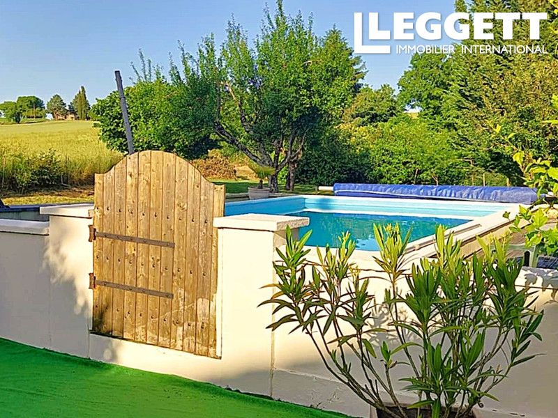 Property photo 2 of 10