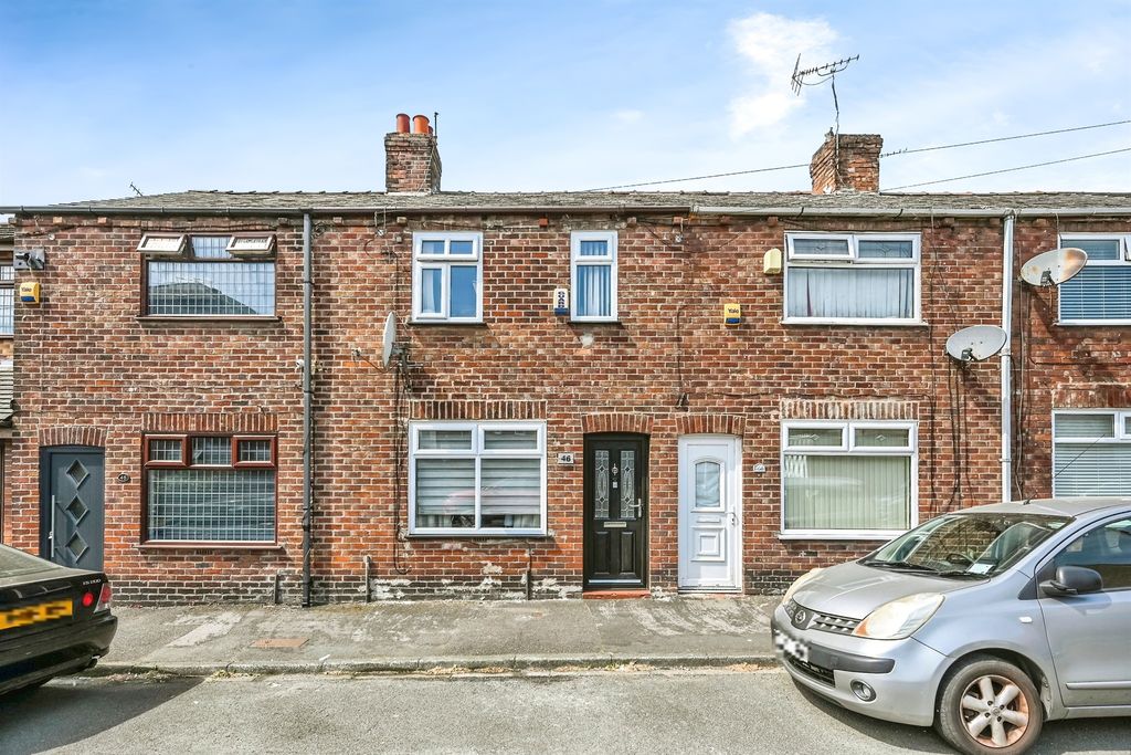 Property photo 1 of 12