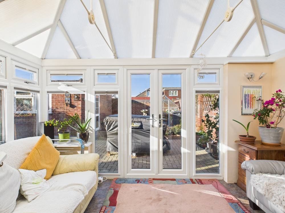 Property photo 3 of 22 Picture No. 12